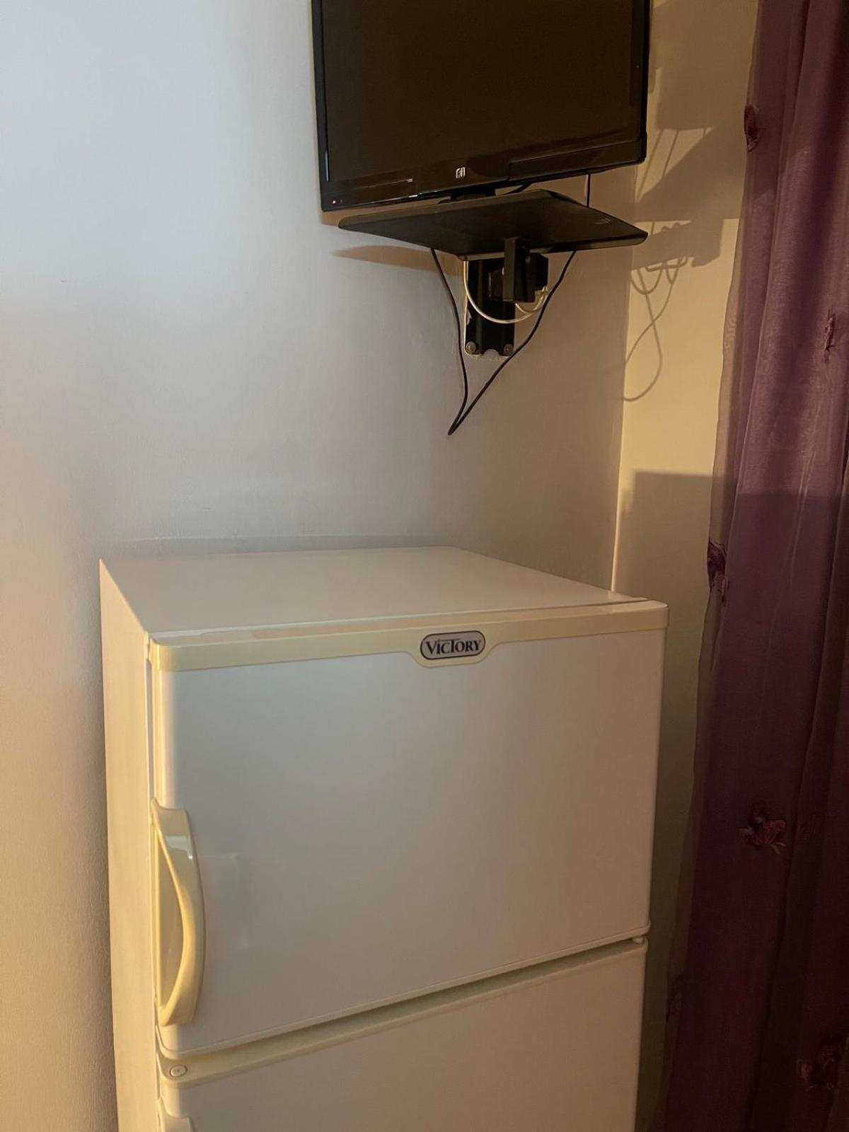 Pislis Rooms Kamena Vourla Bagian luar foto