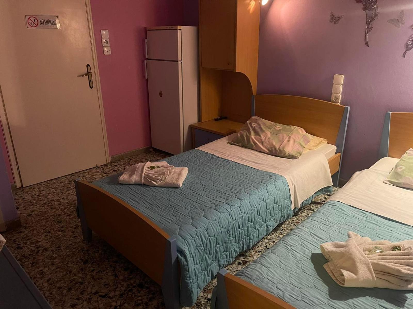 Pislis Rooms Kamena Vourla Bagian luar foto