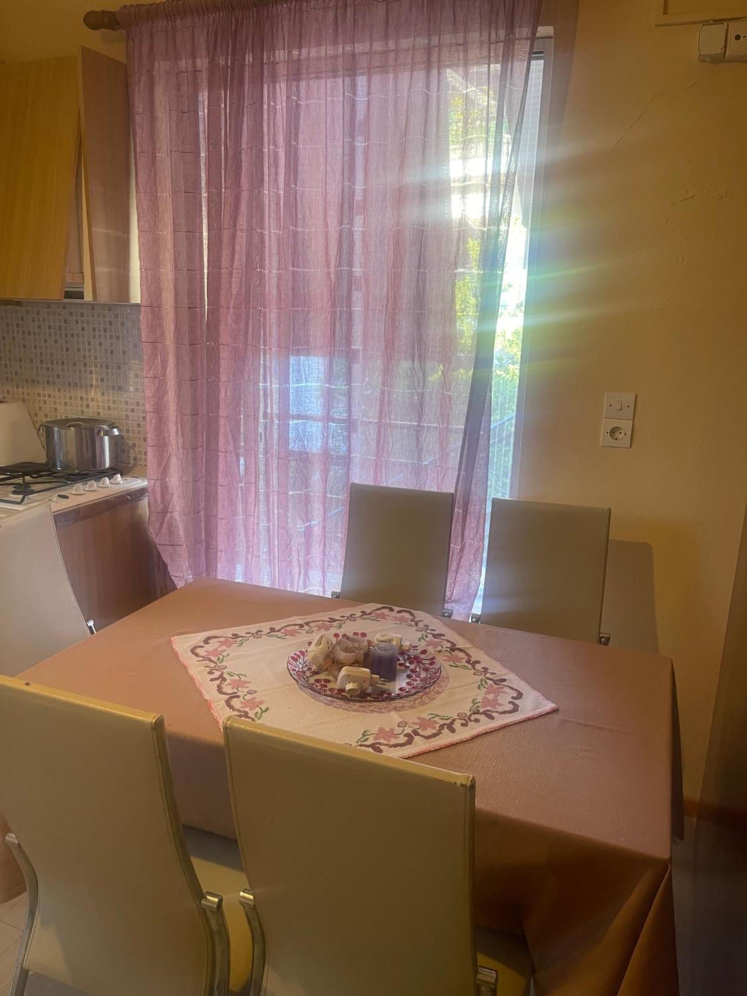 Pislis Rooms Kamena Vourla Bagian luar foto