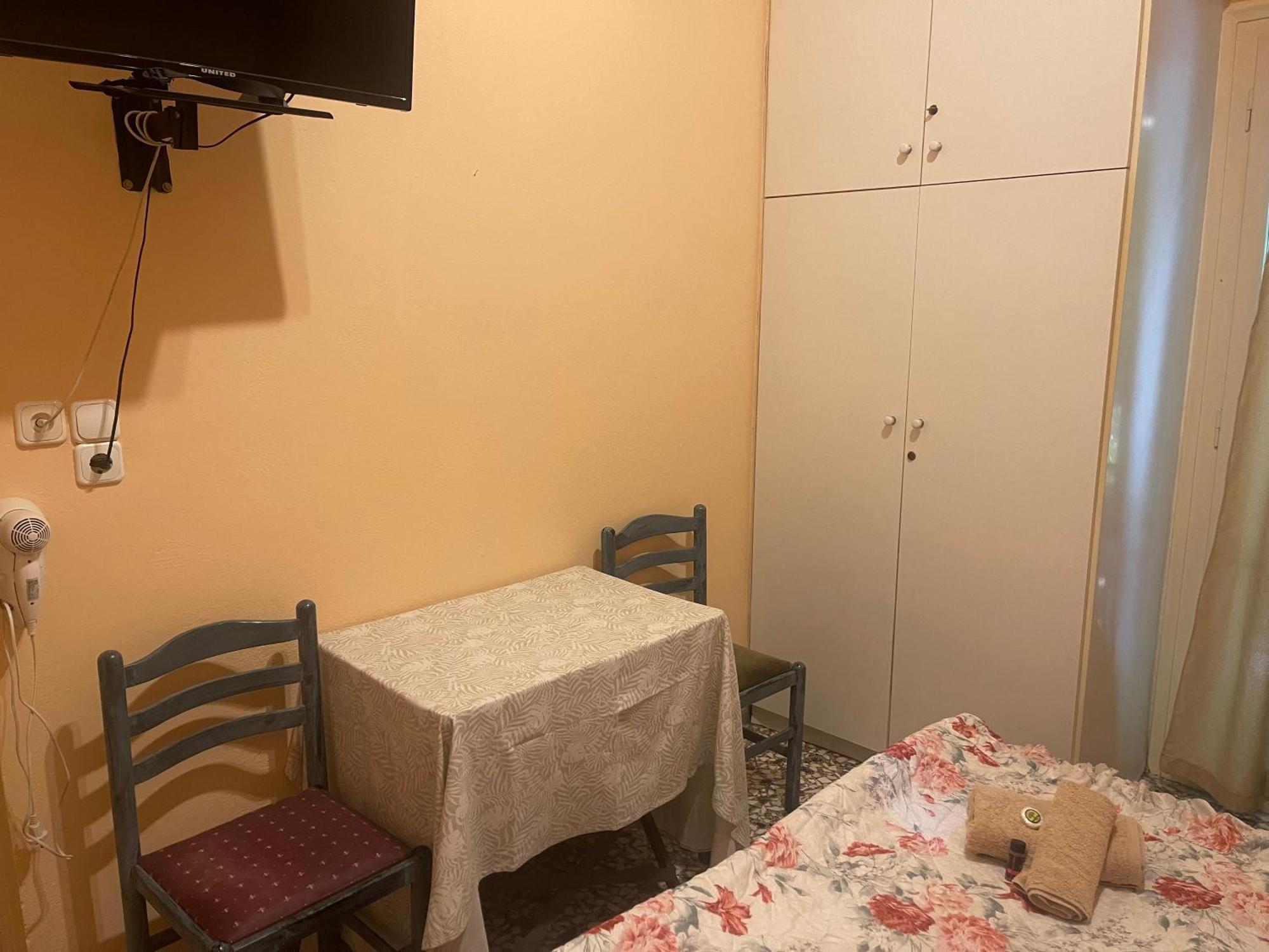Pislis Rooms Kamena Vourla Bagian luar foto