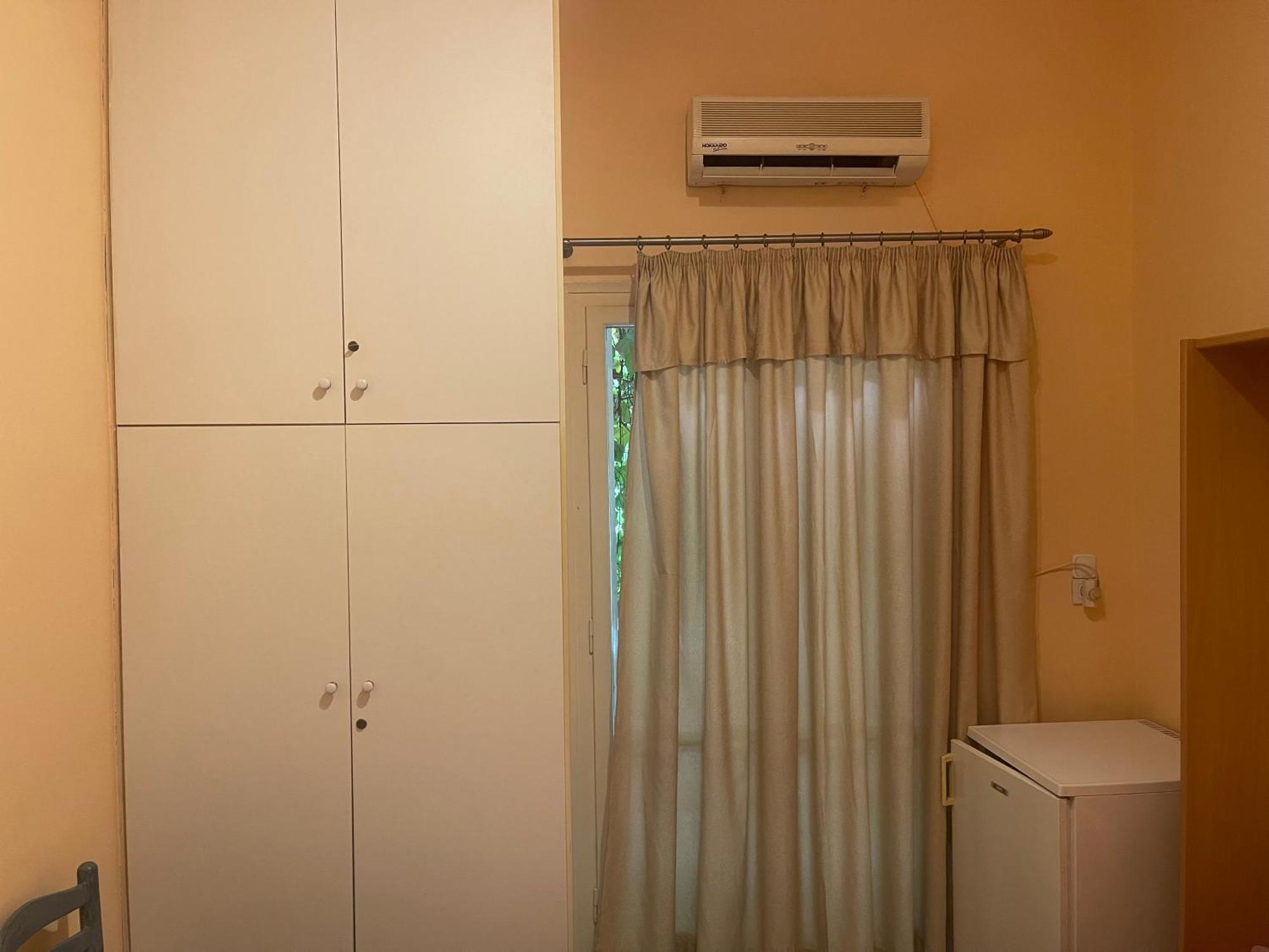 Pislis Rooms Kamena Vourla Bagian luar foto